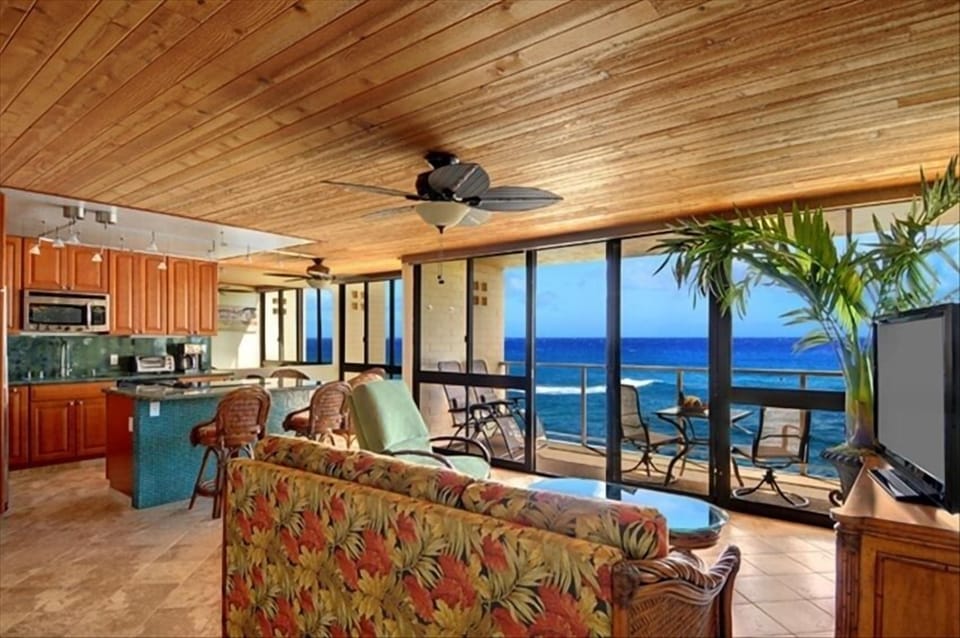 Living Room & Kitchen
