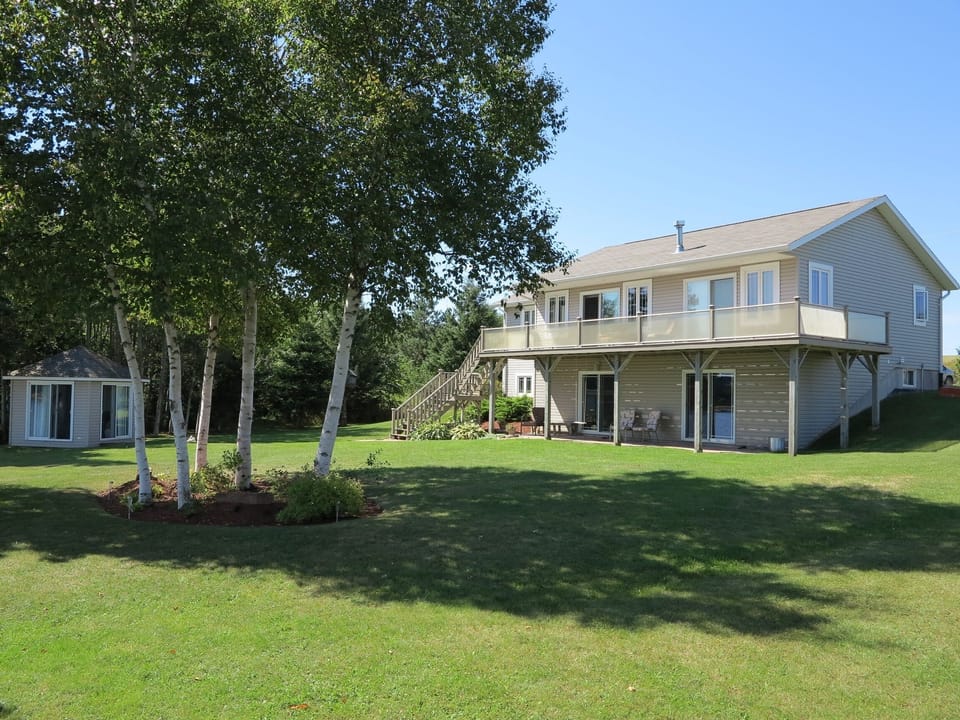 95 Alayne Rd