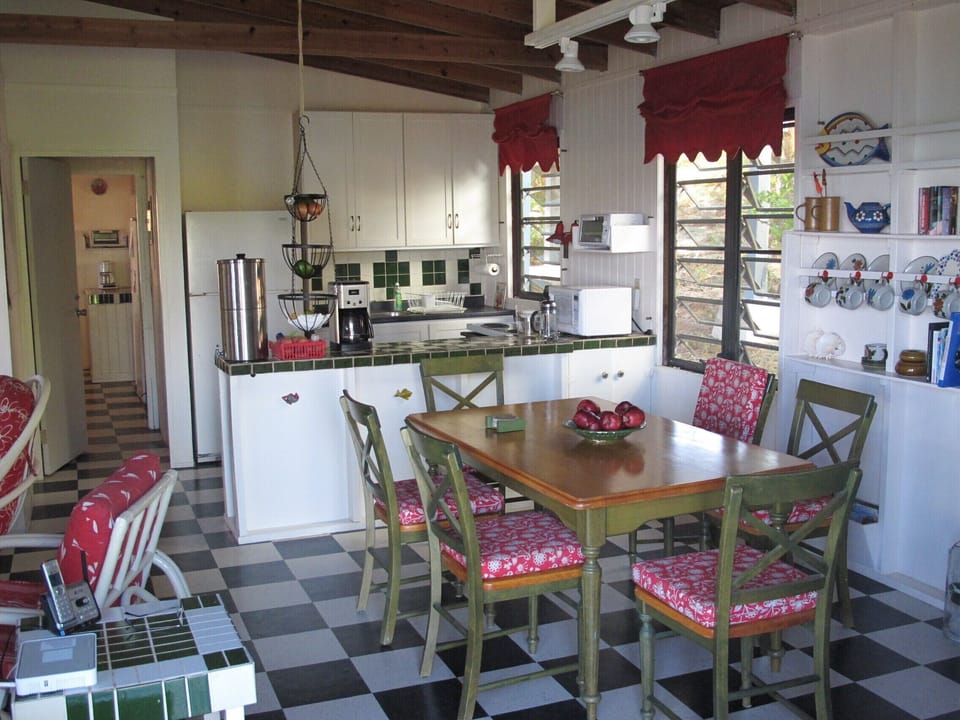 large unit, living room/kitchen
