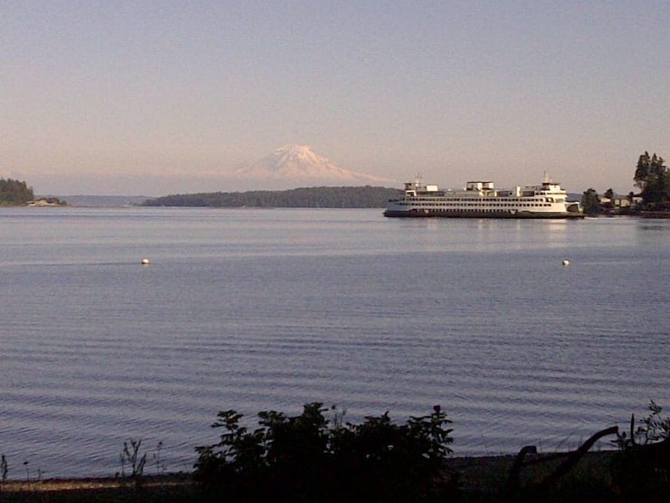 Awesome View of Rich Passage, Ferry Boat & Mt. Rainier