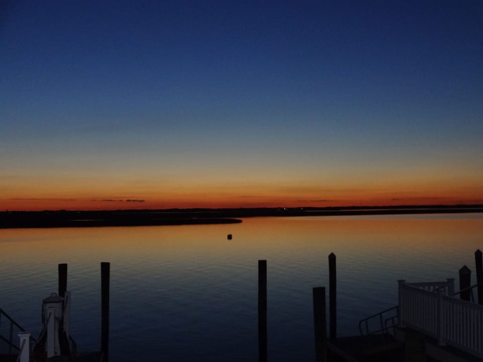 End to a dreamy summer day at the beach