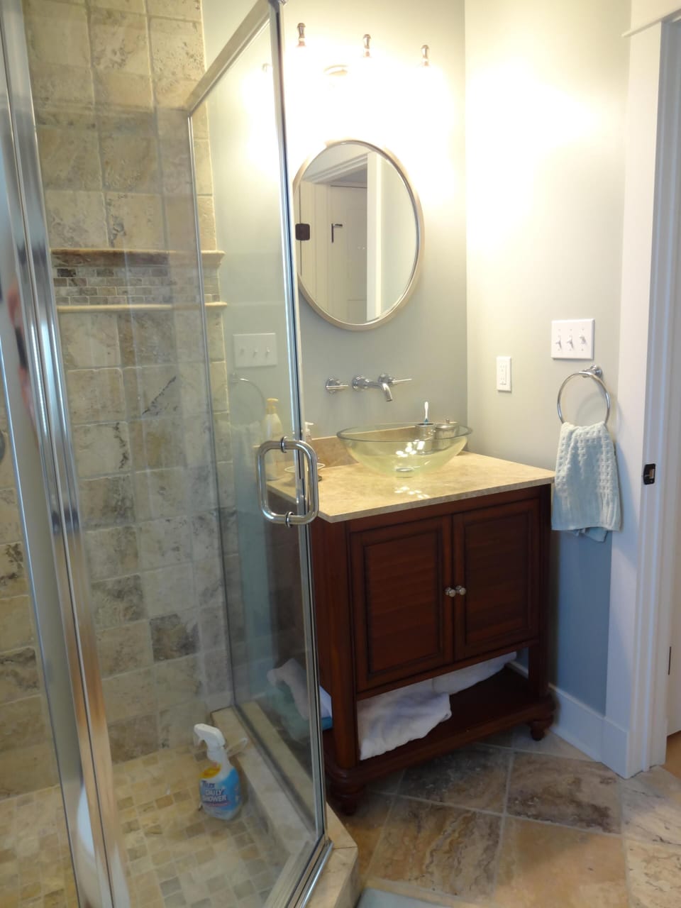 Master bath with full sized shower