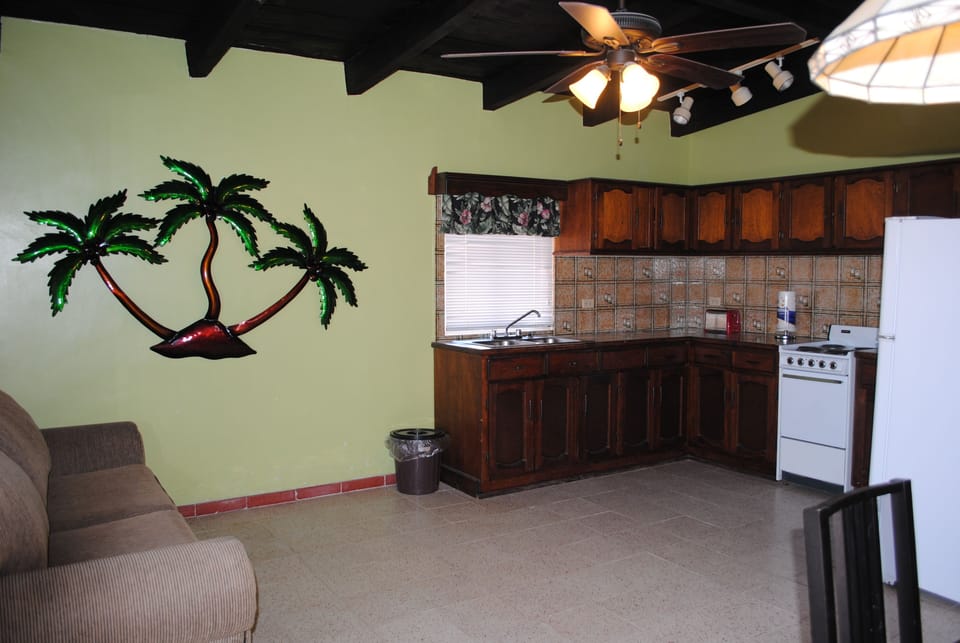 Casita Kitchenette