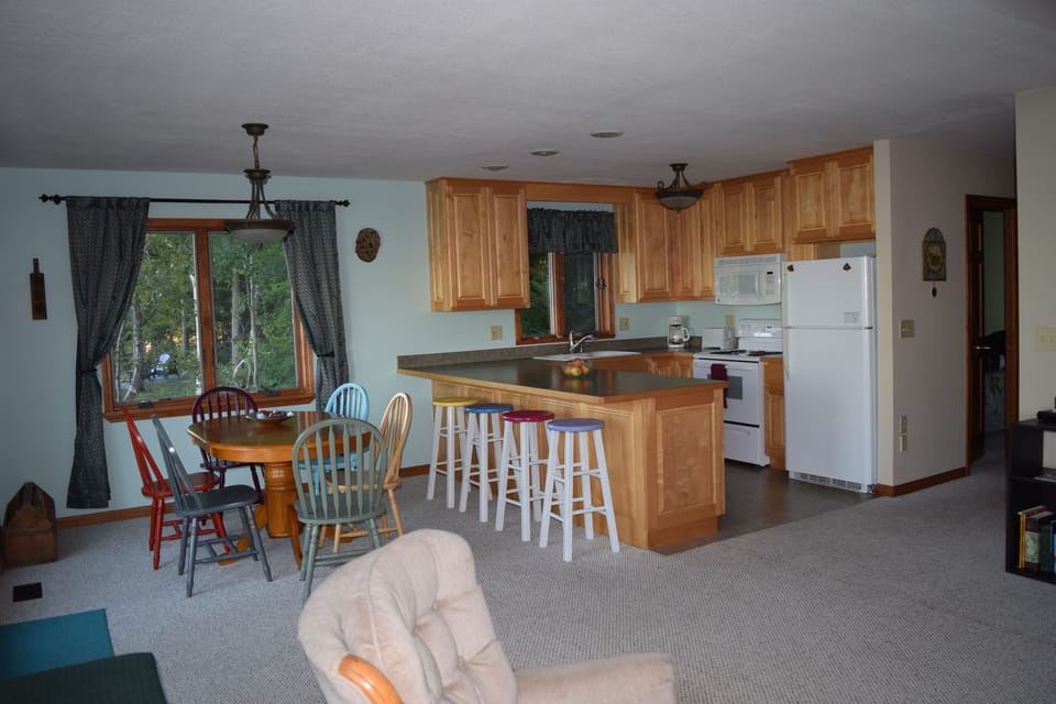 An open floor plan makes for easy conversation!
