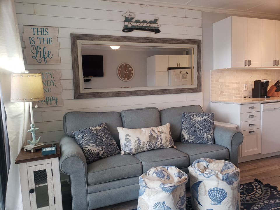 Relaxing living room