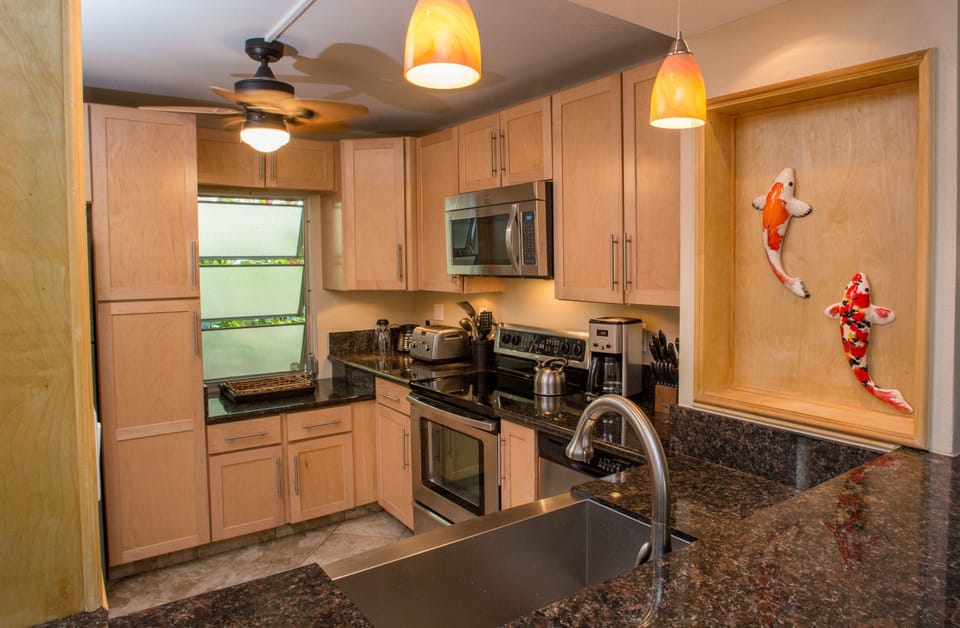 The large stainless & granite Kitchen has a  new refrigerator & Bosch dishwasher