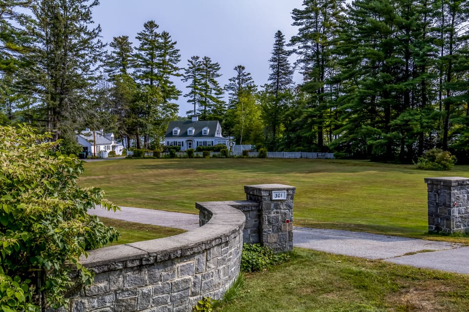 301 Webster Lake Rd. on Aiken Point, Webster Lake.