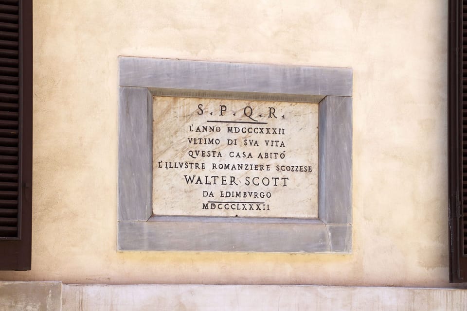 Walter Scott memorial on the building across from us.