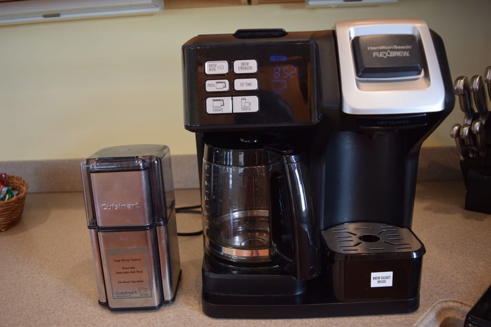 coffee lovers!  Drip pot and single serve (use pods or reg coffee for singles)