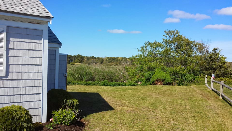 Side Yard of Unit #9