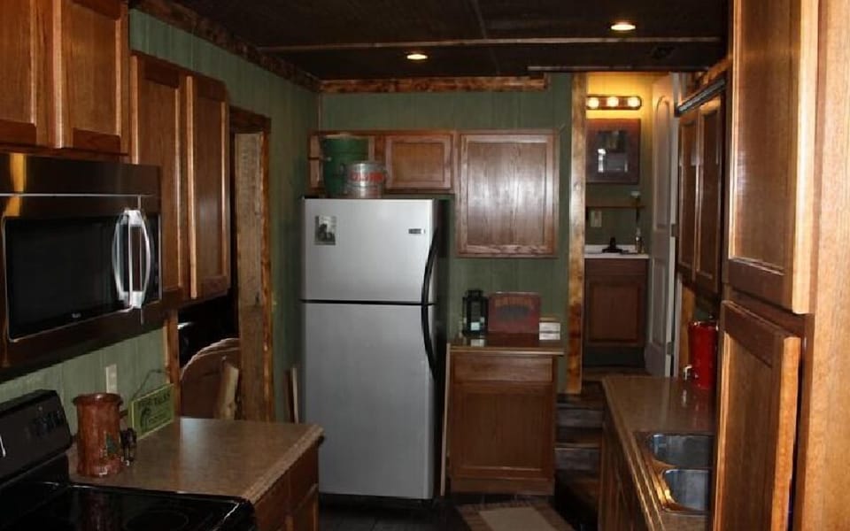 View 2 into Kitchen