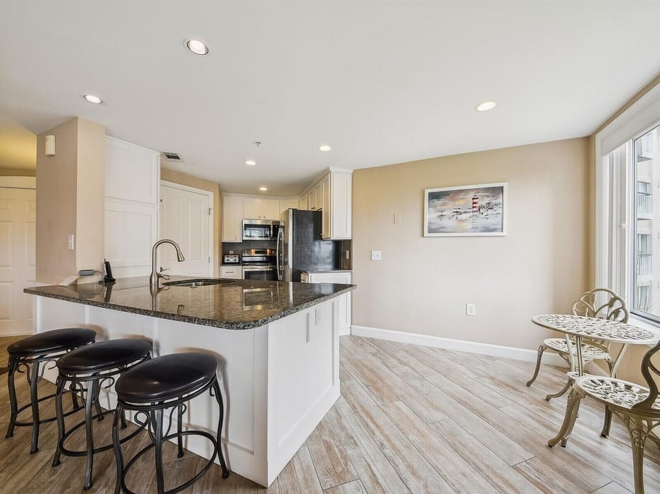 Kitchen at 3210 Windsor Court South