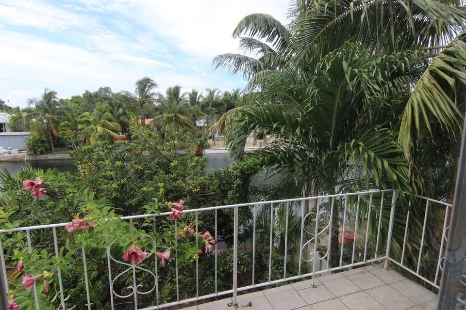 BALCONY OFF THE MASTERBEDROOM