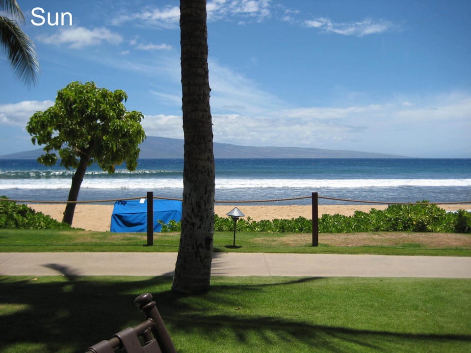 View from Marriott towards Island of Lanai