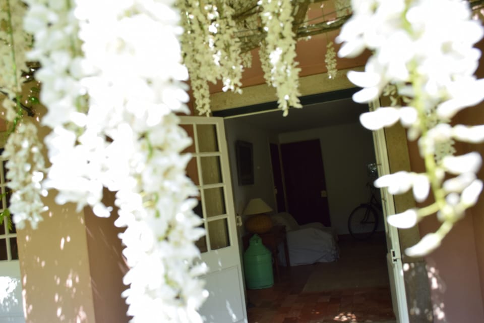Entrance to the villa.