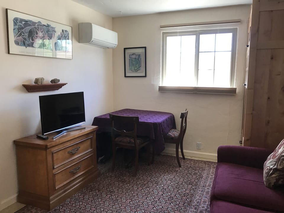 Smart TV, Mini-split AC/Heating unit