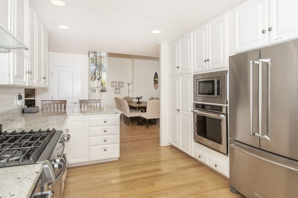 Newly remodeled kitchen. All new appliances with double ovens