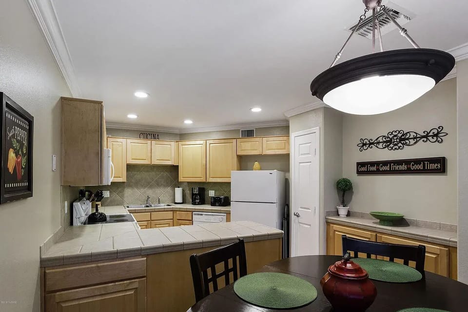 Dining room/Kitchen
