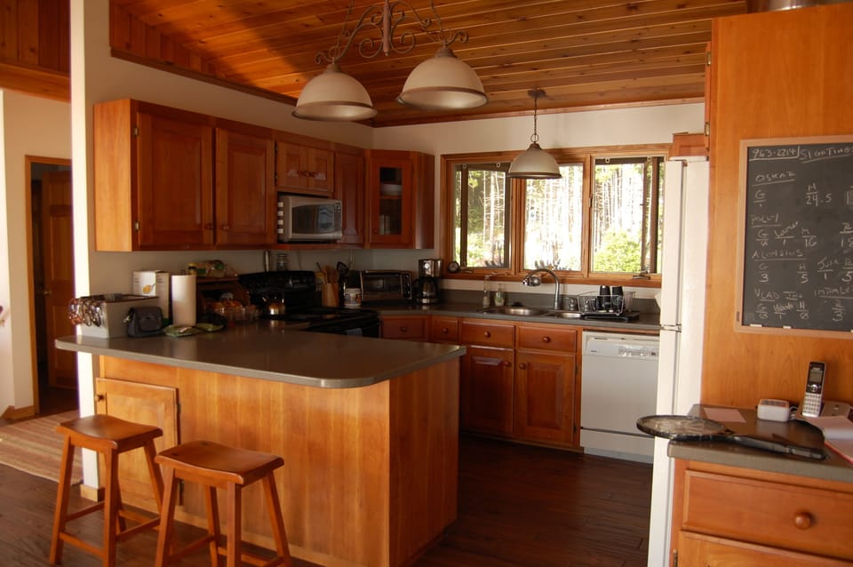 A fully equipped kitchen will meet your cooking needs.