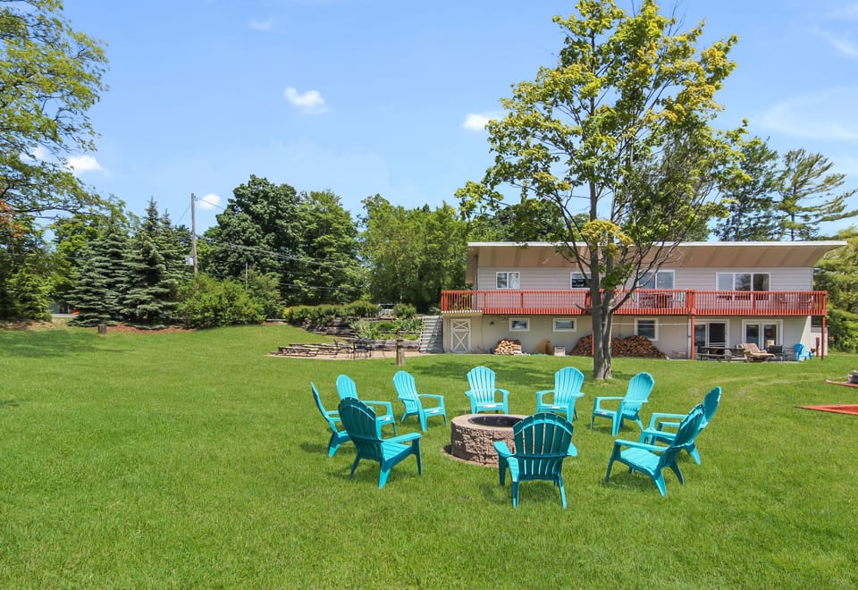 Fire pit with chairs