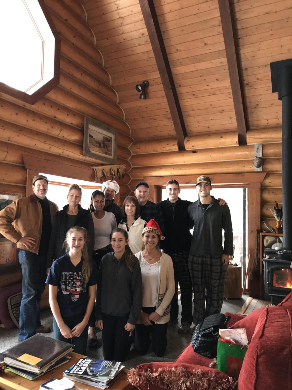 (notice the vaulted ceiling)
Best Christmas ever!