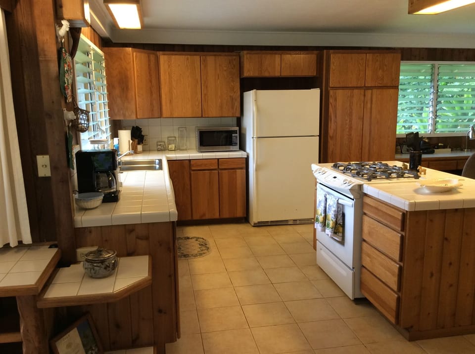 Beautiful and spacious kitchen.