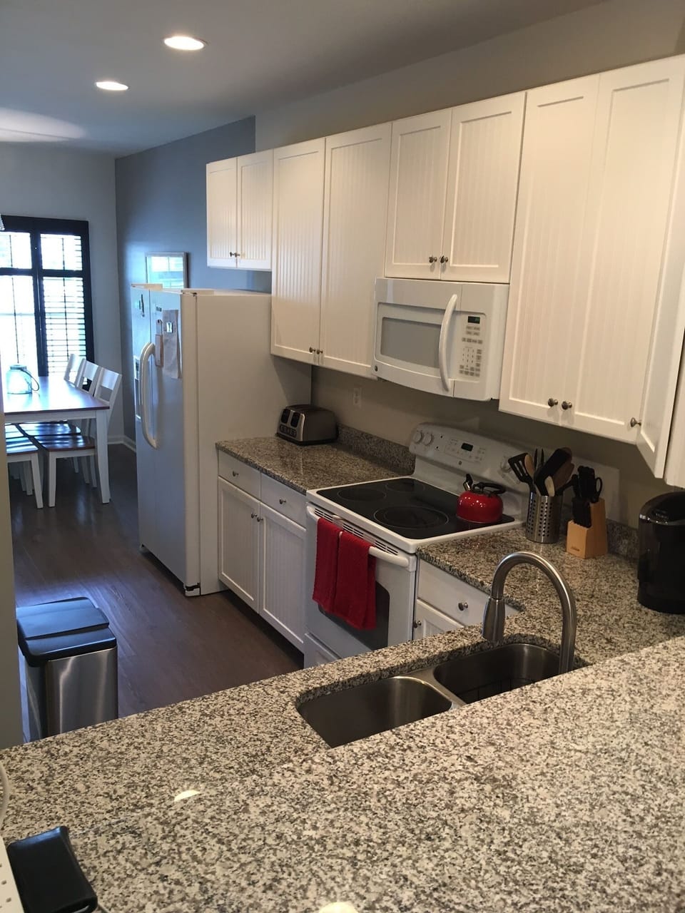 Well-equipped Kitchen