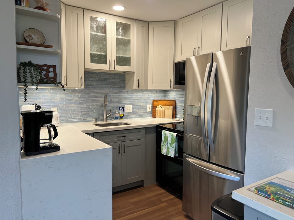 Full Kitchen with new Appliances