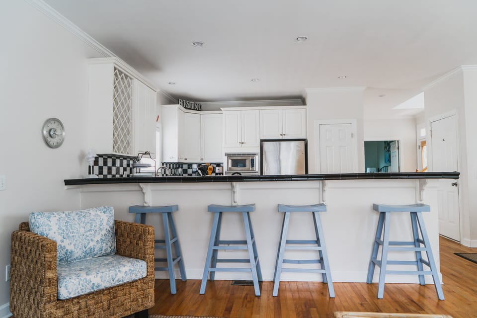living room looking towards kitchen