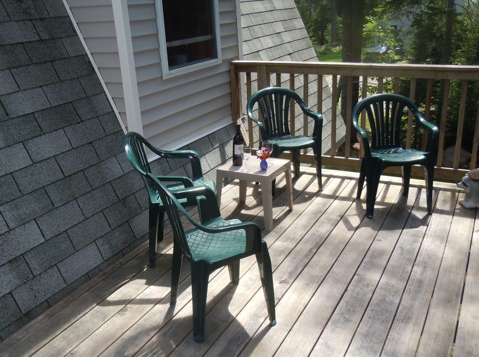 DECK OVER LOOKING CROCKETT BROOK - IMAGINE COFFEE, WINE, A GOOD BOOK, SLEEP