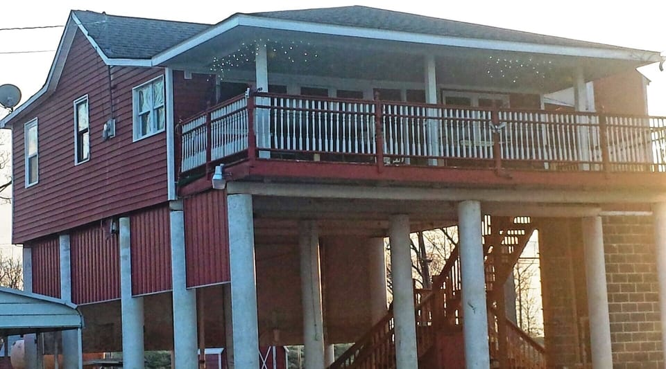 
Huge deck overlooking the river! Your perch awaits!