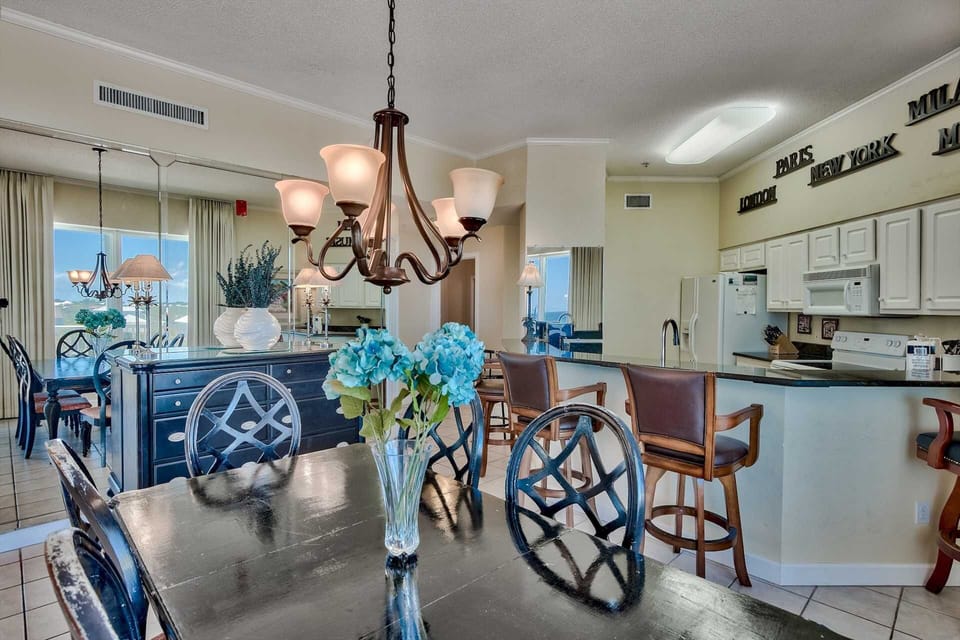 403 Crystal View