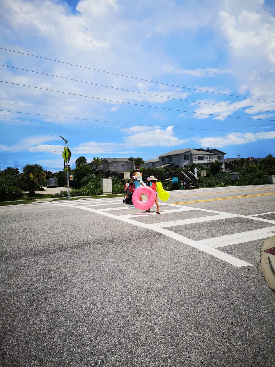 1 minute to the beach walkover