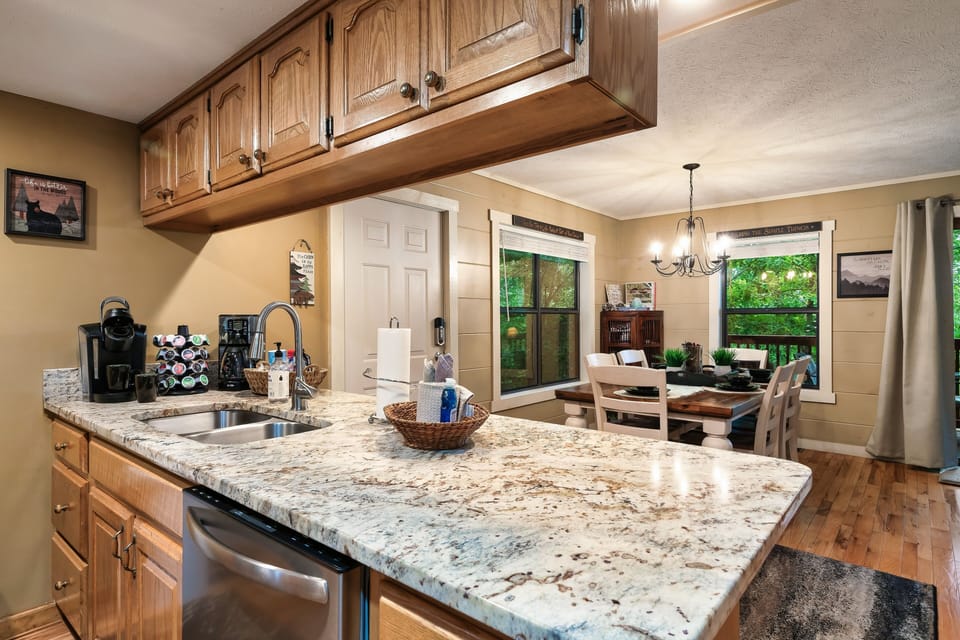 Granite countertops, a Keurig coffee maker, toaster, fully equipped kitchen