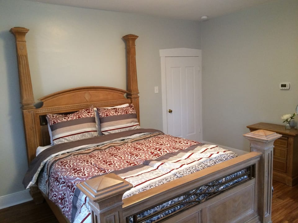Bedroom #3 with Queen