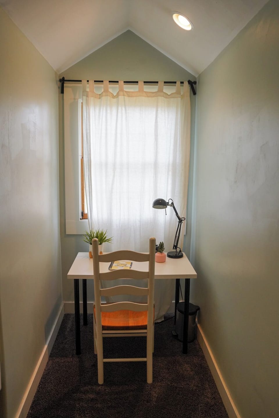 Bedroom Dormer 2 - study area