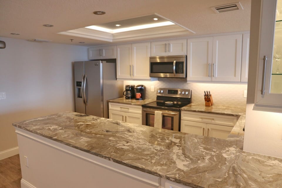 Kitchen boasts plenty of counter space!