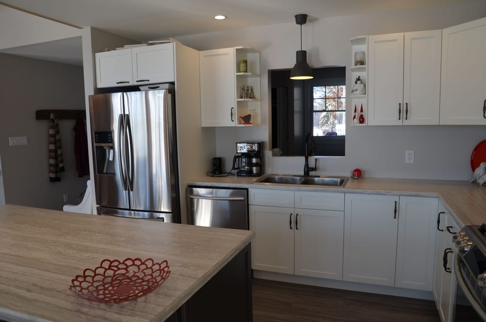 Fridge with ice maker and water dispenser