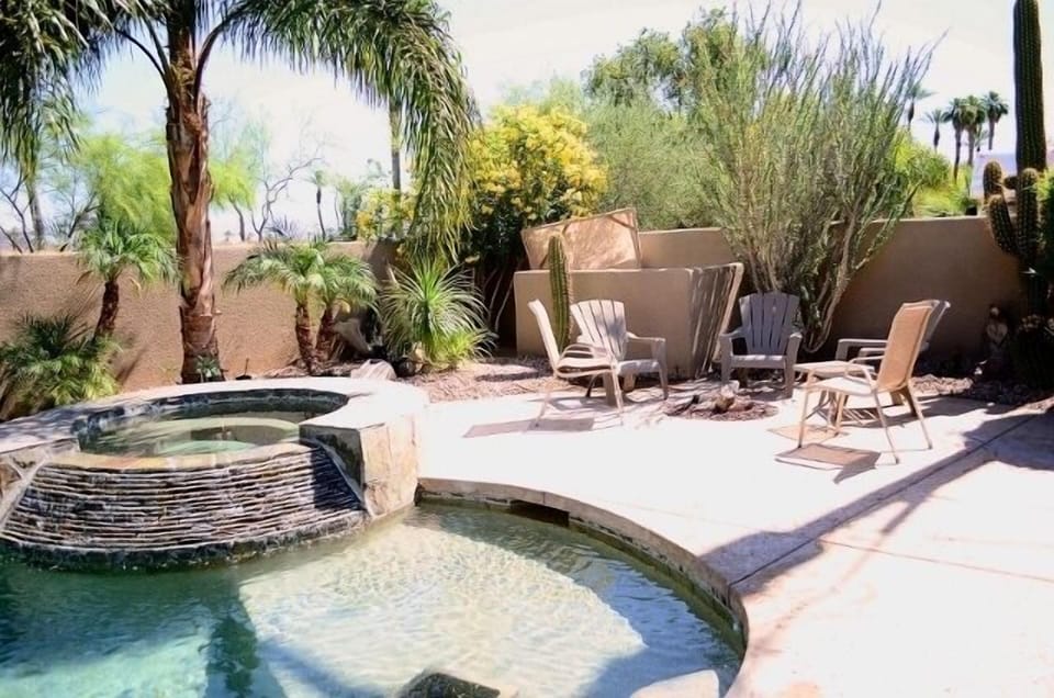 Salt water pool and Jacuzzi with gas fire pit