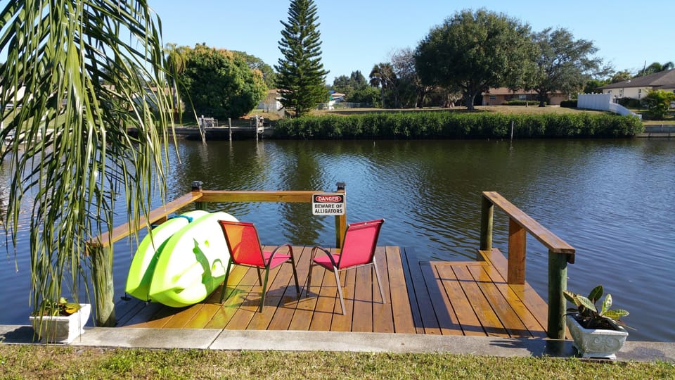 Dock