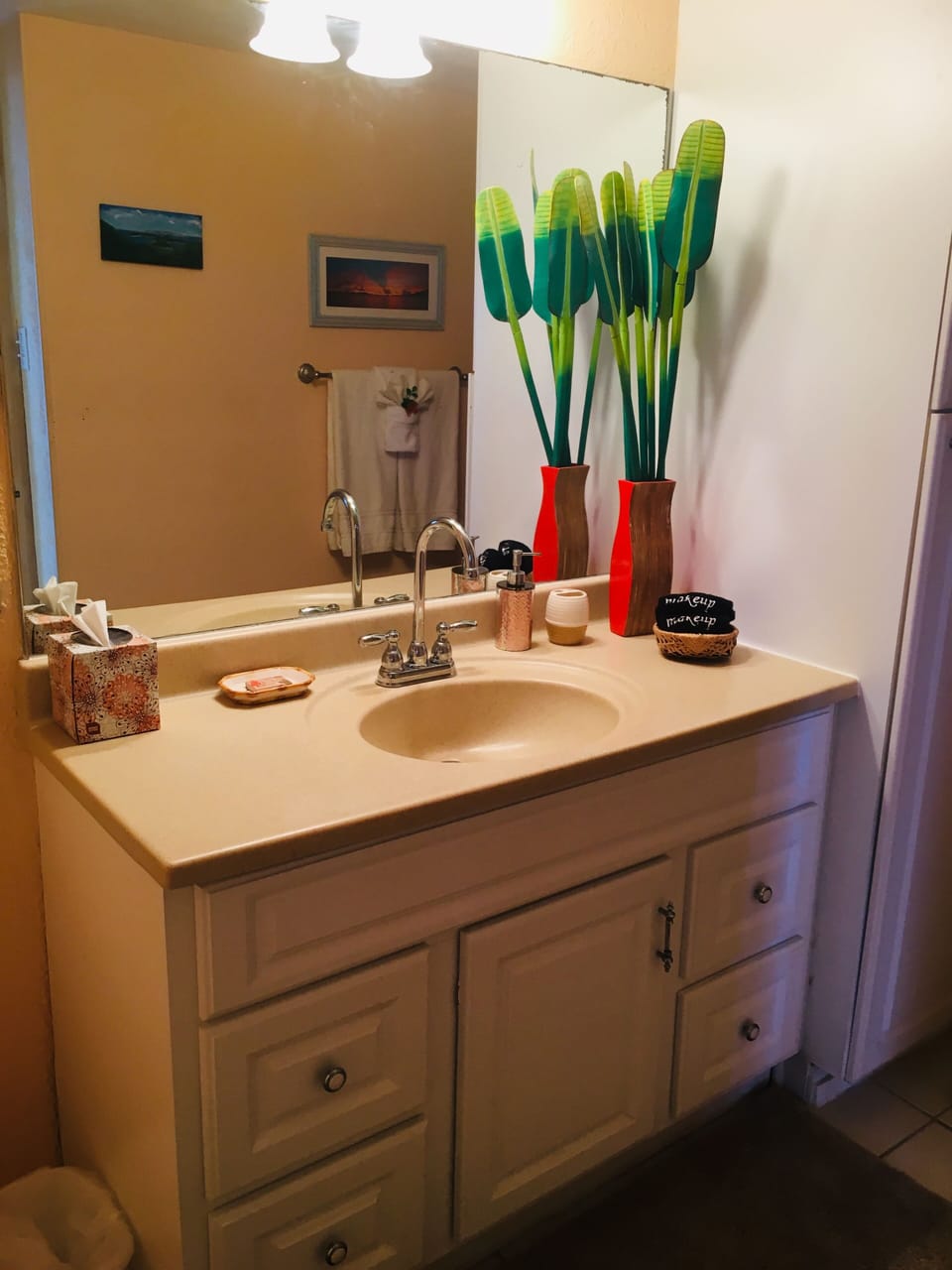 Vanity w/ Hair Dryer, Soap, Extra Towels, Makeup Cloths, First Aid Kit & Tissues