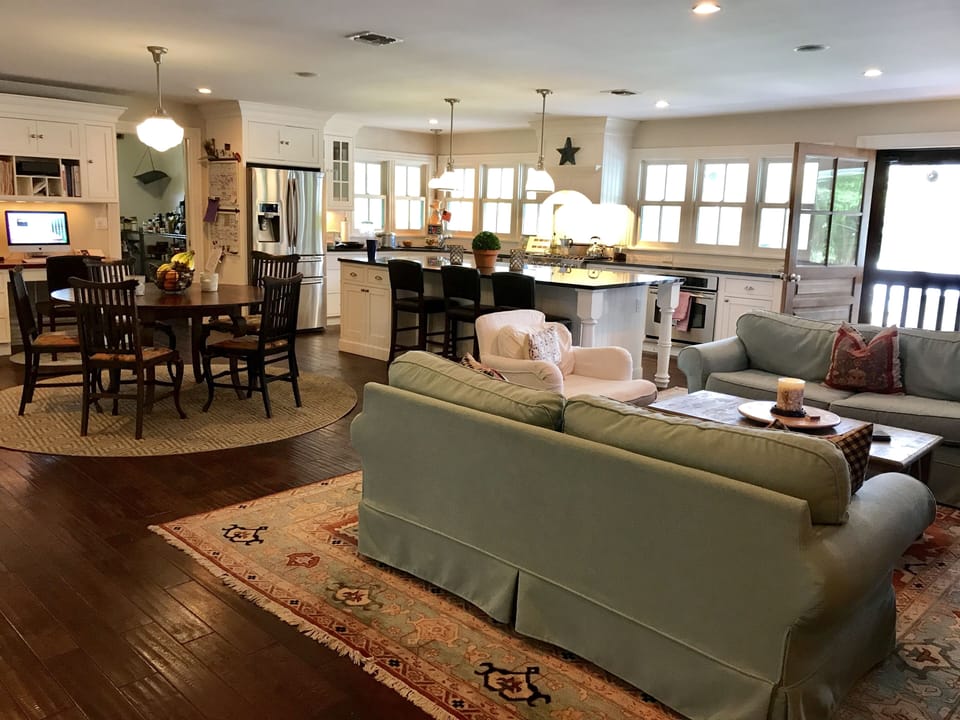 Great Room overlooking spacious back yard