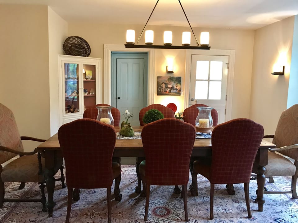 Dining Room - Seats 10