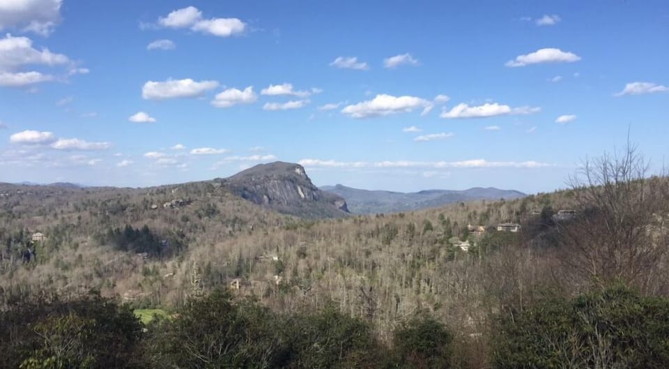 One of the beautiful view lots around the circle on the top of Big Bearpen Mtn.