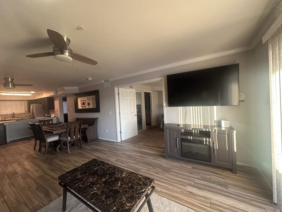 Living room/great room 