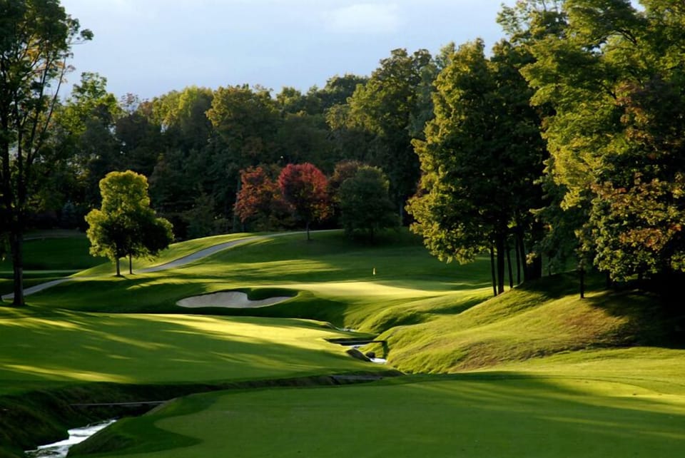 Numerous world-class golf courses nearby. Moderate, warm or hot weather all year