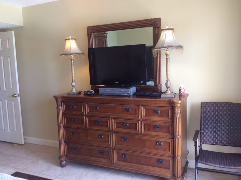 Upstairs Master Bedroom 