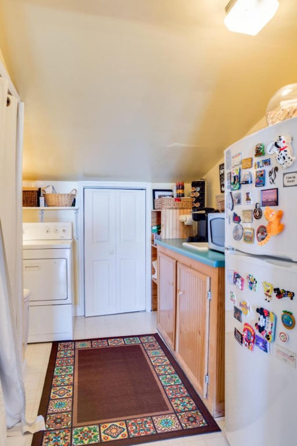 Upstairs kitchenette 