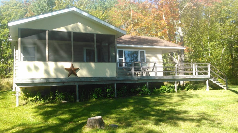 Sowl's Cabin with the new screen porch