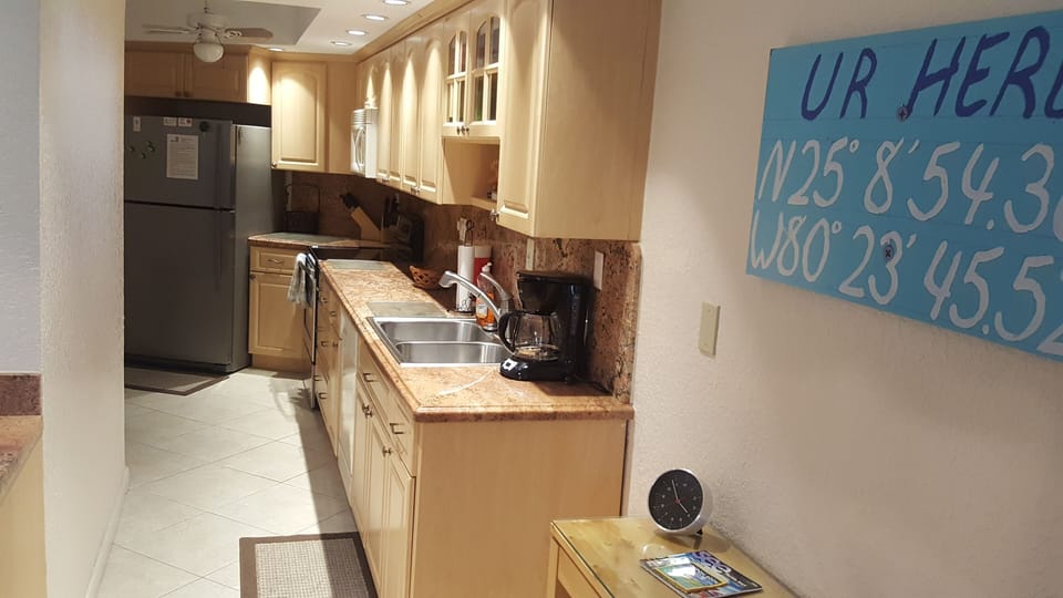 Full Kitchen